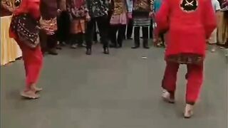Lampung traditional dance to welcome the guest of honor