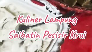 various types of traditional Lampung tribe food which are very delicious and healthy and free of dyes and preservatives.