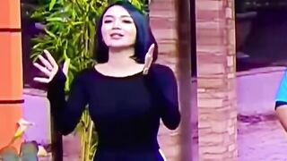 Pandangan harus lurus ke depan pak surya
