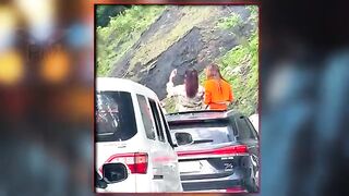 Picnic points visits modern young generation and mobile phone camera use || Viral today video