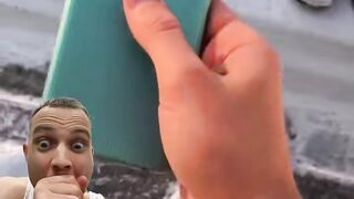 Скинул телефон с 10 этажа ????????