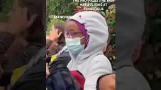 SYNAGOGUE Jews harassed in Manchester by “Pro-Palestine” mob