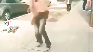 FUNNY VIDEO 222 SDYWEQENWQYUQPWUEM2JEHG28OE12