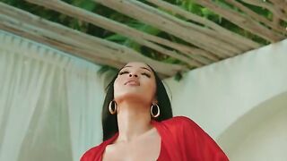 Shenseea - Die For You (Official Music Video)