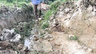 Build mini hydropower on a small stream with a powerful unit 2