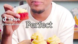 Red Velvet Cake 3