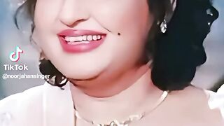 Old song Pakistani Noor jahan 10