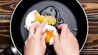 Me VS Grandma __ Secret Cooking Hacks _SHORTS(360P).