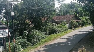 Coba lihat