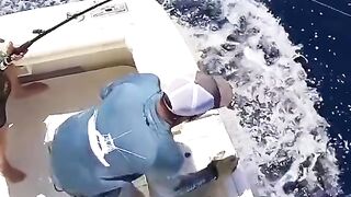 catch fishing in the sea