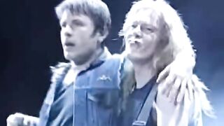 DOIS MINUTOS PARA A MEIA NOITE - IRON MAIDEN