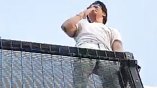 Bast Shahrukh Khan best selfie home dress spotted and travel