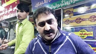 گوجرانوالہ کی مشہور سو سالہ پرانی دیسی گھی کی جلیبیوں کی  دوکان