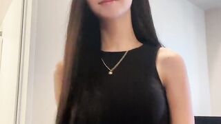 Cute girl caught in 4k ????