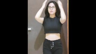 Pargoy cewek tiktok paling hits sampe bikin salting sendiri liatnya.