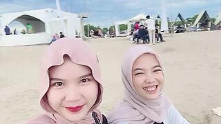 Selfies with friends on the beach