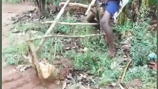 Watch this kid how  he  made his own crane