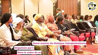 1807_economics_Éolienne_France_3___Journal_de_la_Méditerranée___Samedi_10_mai__2014_07_00(360p). 4