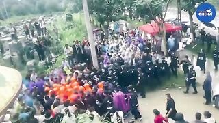 Strong protests in Mainland, a wave of people's awakening, are changing the new China