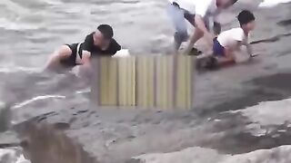 They safe them thanks God????????????