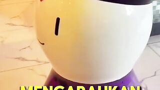 lihat lah robot lucu pada video ini!!!