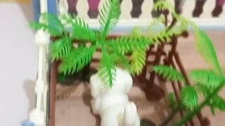 Istana boneka dan barbie