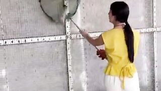 A girl catch pet