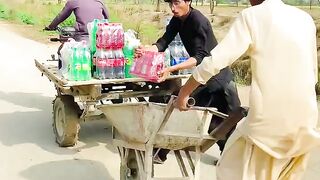 Brothers from another country steal works, the cart rushes to the motorcycle