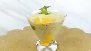 Overnight Mango Chia Pudding Make Mango Chia Pudding Recipe at home ????????????