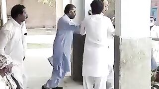 Pakistan larai wapda