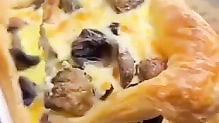 Киш с курицей и грибами