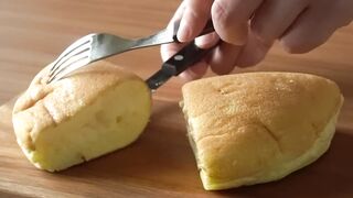 Soft and fluffy soufflé omelette