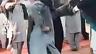 Mera Dil yeah Pukaray Aja part 2
