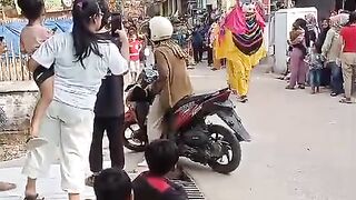 Sisingaan 2