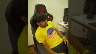 WHEN GAMER'S INTERNET STOPS WORKING