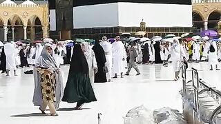 _July_2024___جنت_میں_جانے_کا_وظیفہ_????????☝_#kaabalive_#ytshorts_#tawafekaba_#viralshot_#makkahofficial(480p).