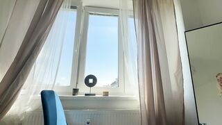 Transparent window cleaning _ cleaning of the apartment _