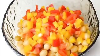 Салат с арахисовой заправкой