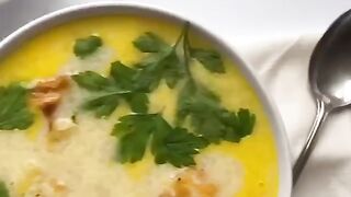 Суп с сыром