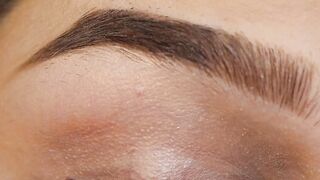 Gold Smokey Liner Makeup Look