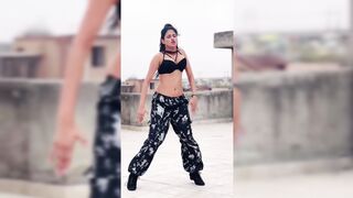 Indian Girl Divya Dance
