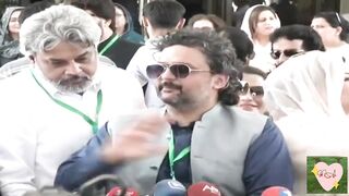 PTIs Faisal Javed Furious During Media Talk Outside Supreme Court