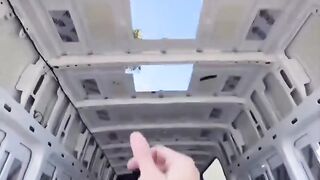 Restauration d'un bus , une pépites
