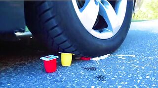 Esmagando coisas crocantes e macias de carro! EXPERIMENTE Carro vs GELEIA VERDE