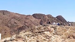 Ghazwa_E_Uhod_⚔️_ki_Ziyarat___Ye_Wo_Jgah_Hay_Jahan_sy_Hazor_S.A_Ny_Sahaba_ko_nichy_utrny_sy_mana_kia????????