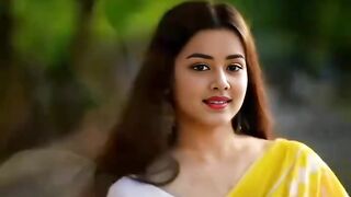 Tere Bina ek pal Dil niyo lagda yellow saree white blouse fashion