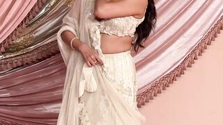 Beautiful cream color Lenga fashion charming Sonal chouhan