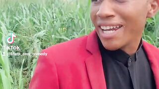 Onitsha boys don reap pastor phone ????