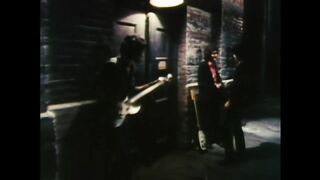 Том Петти и Сердцеедки - Беженец(720P_HD).