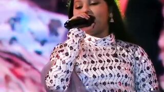 A cute golden voice
